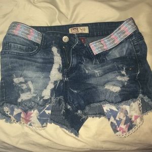 $5 in bundle -Shorts